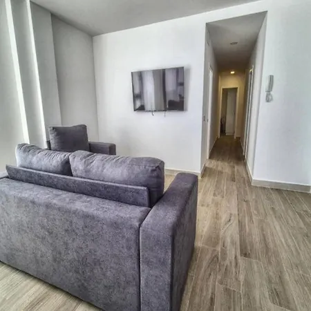 Apartment House In Palmas De Gran Canaria